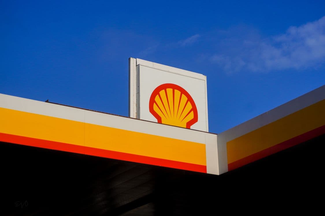 Shell posts 9.84 billion dollar profit and launches fresh 3 billion dollar share buyback